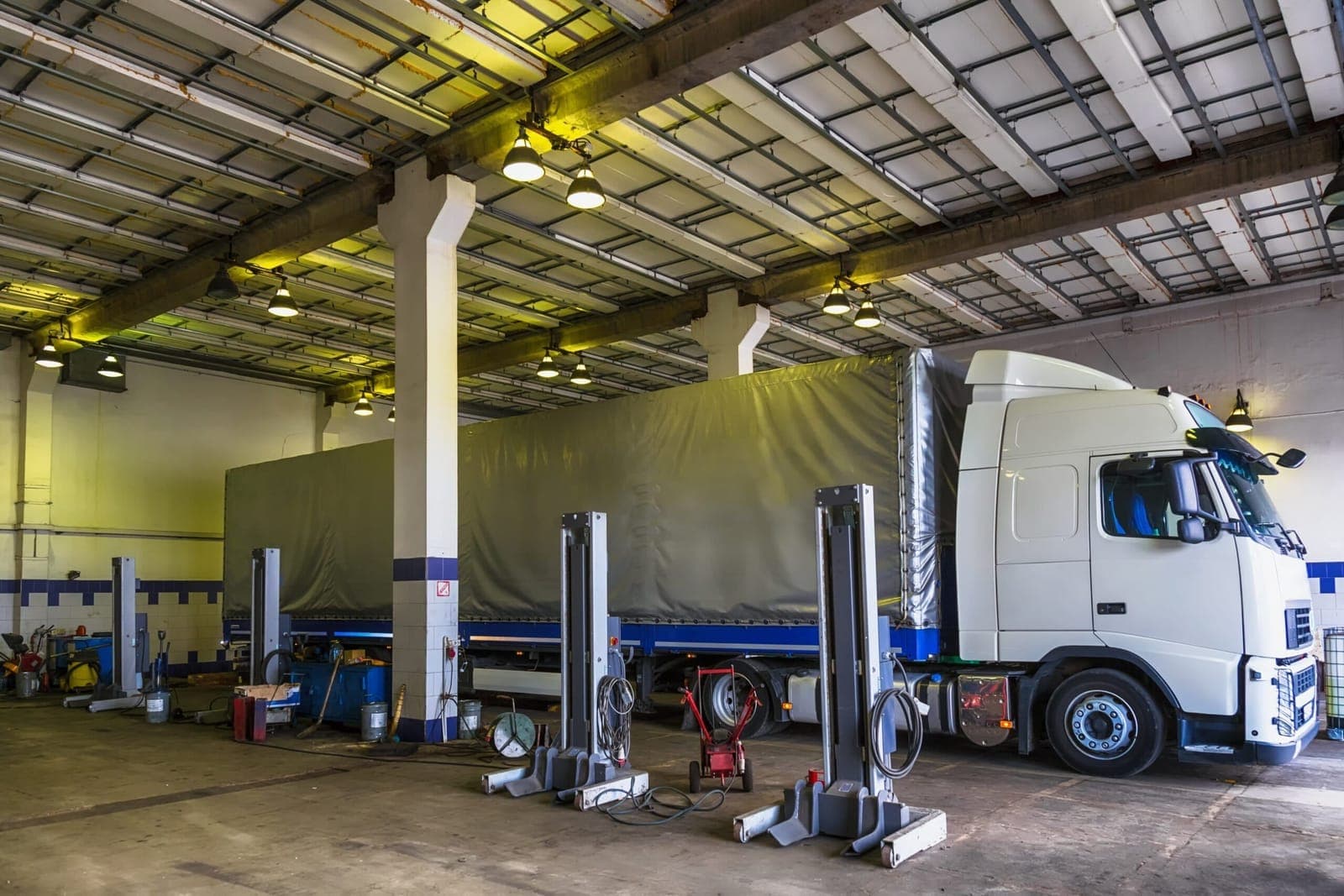 J&A Fleet owner-operator repair — photo 3